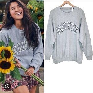 Aerie Brooklyn Gray Crew Neck Sweater
